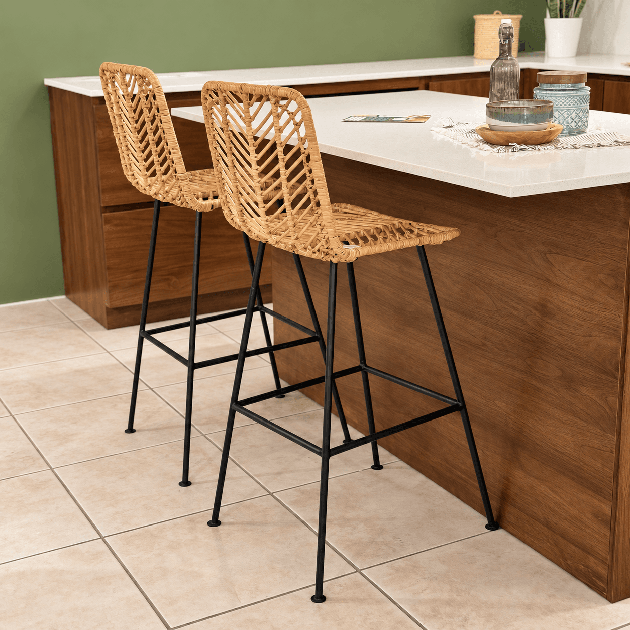 Chaise de bar cannée pied métal Hauteur 74cm
